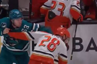 🤜🏻Zack Ostapchuk and Jeffrey Viel Drop the Gloves🤛🏻