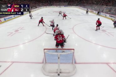 Pierre-Luc Dubois scores a powerplay goal against the New Jersey Devils