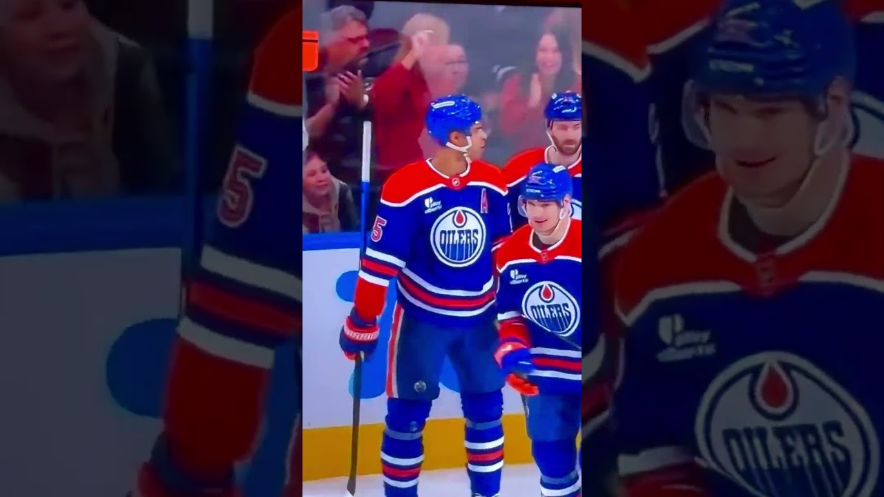 Vasily Podkolzin goal vs Chicago Blackhawks