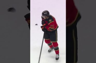 Dylan Cozens scores for the first time against the team that drafted him! 🔥