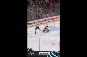 Jack Hughes with a Short Goal vs. Washington Capitals