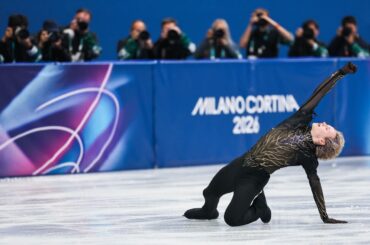 Ilia Malinin clinches gold for Team USA in the team event