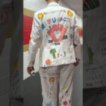 Bringing a new meaning to his fashion 🩷