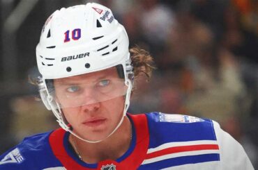 Breaking down this stupid ass panarin trade because I have to