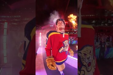 Feel the Moment 👀 Mikkola Carries Selfie Stick Out to a Packed Winter Classic 🔥