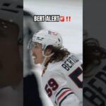 Tyler Bertuzzi nets it late in the second 👏 #nhl #tylerbertuzzi #chicagoblackhawks