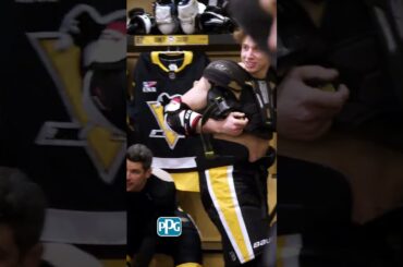 Can't get anything past Kindy 😂 #nhl #penguins #hockey