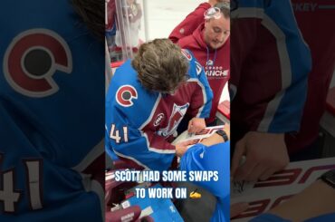 How to get a Scott Wedgewood stick 🏒