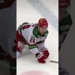 Kyle Topping filmar (Modo Hockey mot BIK Karlskoga i Hockeyallsvenskan i Sverige) (#Shorts)