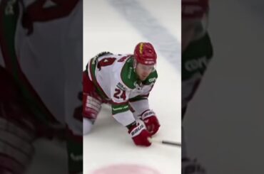 Kyle Topping filmar (Modo Hockey mot BIK Karlskoga i Hockeyallsvenskan i Sverige) (#Shorts)