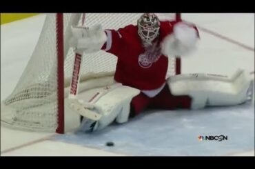 Jonas Gustavsson denies Patrick Kane with late toe save