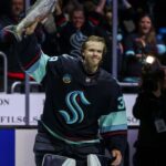 🇫🇮 First NHL Start, First Win! Kokko Shines for Kraken 🔥