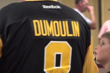 Men's Hockey: Dumoulin Brings the Stanley Cup to BC (Aug. 18, 2017)