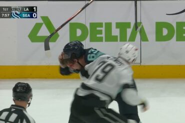 Samuel Helenius Drops 🥊 Gloves 🥊 With Jacob Melanson