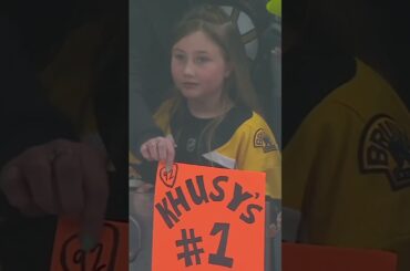 Khusy with the ultimate surprise during warmups 👀