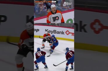 Flyers retake the lead thanks to Bobby Brink's 13th goal of the season, a new career-high 👏