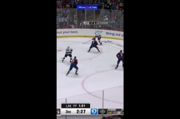 BREAD GETS ONE!  #hockey #lakings #gkg #gokingsgo