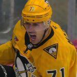 MALKIN ties Game 1 vs. Flyers!