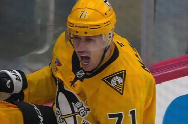 MALKIN ties Game 1 vs. Flyers!
