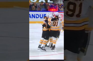 Bruins C #28 Elias Lindholm 🥅(1)🏒Snap-Shot Goal