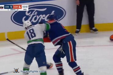 Drew O'Connor vs Connor Murphy | Apr 16, 2026 | Vancouver Canucks at Edmonton Oilers