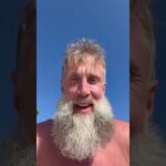 From one Sharks record holder to the next. 🤝 #hockey #nhl #joethornton #macklincelebrini