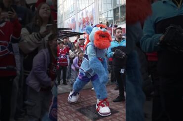 METAL!'s dunk tank at the Bell Centre #NHL #Playoffs #Shorts