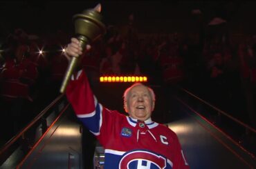 ELECTRIC Bell Centre atmosphere for Game 3 in Montréal