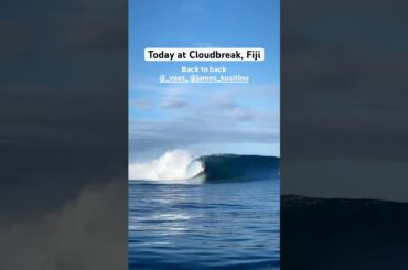 Cloudbreak has woken up, and the local boys are having a dig 🇫🇯. Shot by Fabio Silvestre