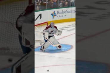 Mackenzie Blackwood warming up #goaliegearsnob #coloradoavalanche #truegoalie #mackenzieblackwood