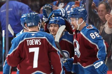 An AVALANCHE of goals: Colorado strikes for 3 in 2 MINUTES!!!