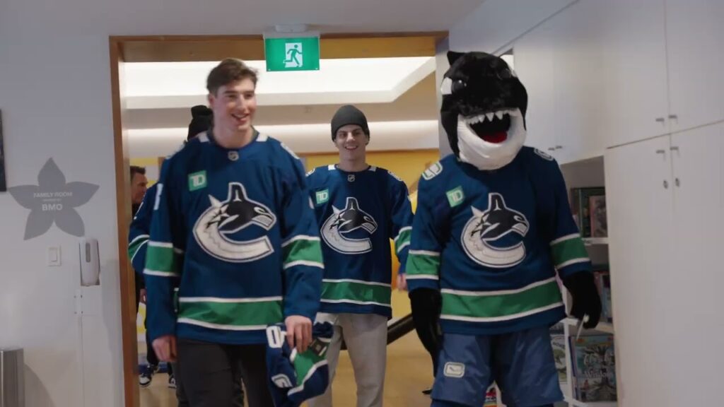 Vancouver Canucks Visit Fan Bo at Ronald McDonald House