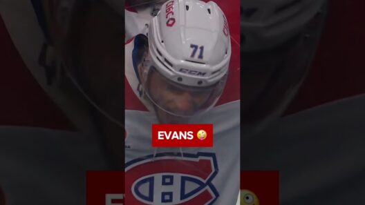 Jake Evans est allumé comme un rond de poêle après la victoire du CH dans le match no 7! 🤪 #GoHabGo