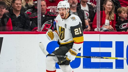 VEGAS strikes first in Game 2! It's Howden AGAIN!!