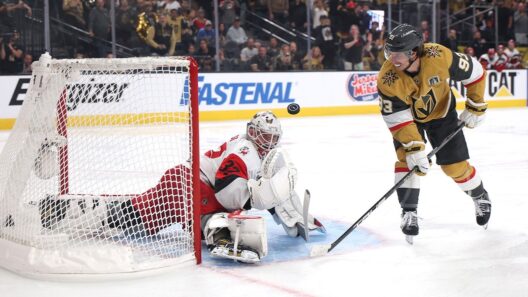 PENALTY SHOT with chance for 4 goals for MARNER!
