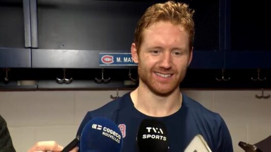 Mike Matheson est bien heureux pour Alexandre Carrier