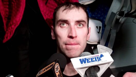 Jan 15 2011 Zdeno Chara Bruins NHL Penguins Kampfer