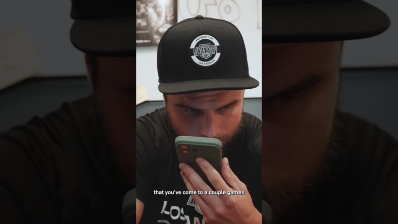 "Holy 12 year old voicemail" 😂 #lakings #hockey