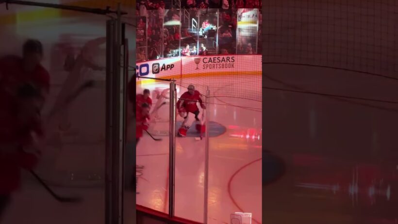 The pregame dance Charlie Lindgren does before every puck drop #goaliedance #nhl